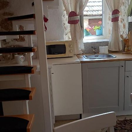 Apartman Niki, Medov Dolac - Lovrecアパートメント エクステリア 写真