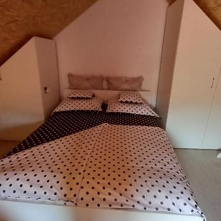 Apartman Niki, Medov Dolac - Lovrecアパートメント エクステリア 写真